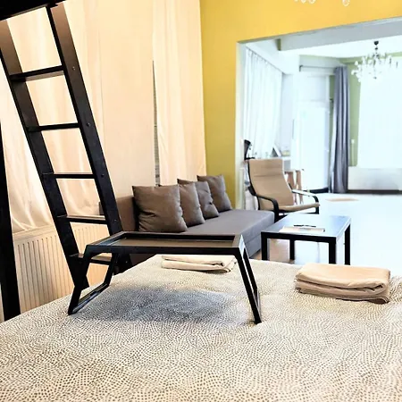 Apartment Charming Fully-equipped In